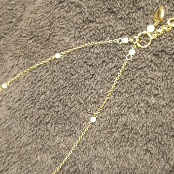 1928 Brand, gold tone and faux pearl, charm necklace - Picture 3 of 7